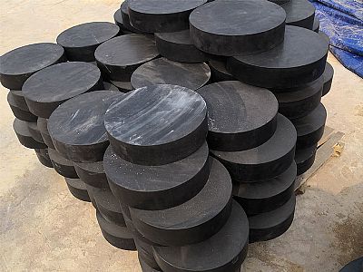 郏县板式橡胶支座由若干层橡胶片与薄钢板经加压硫化